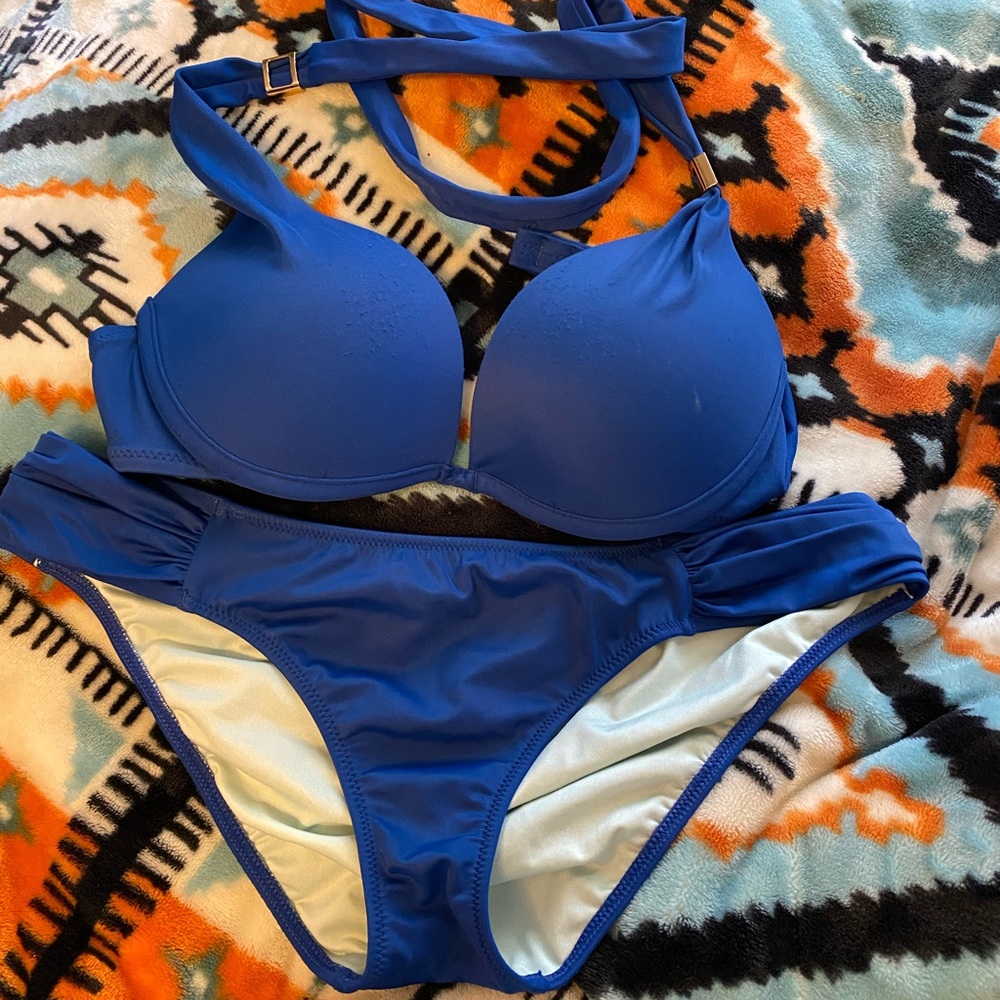 VS Swimsuit Set